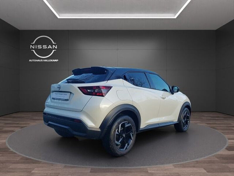 Nissan Juke N-Connecta 1.0 DIG-T 7DCT